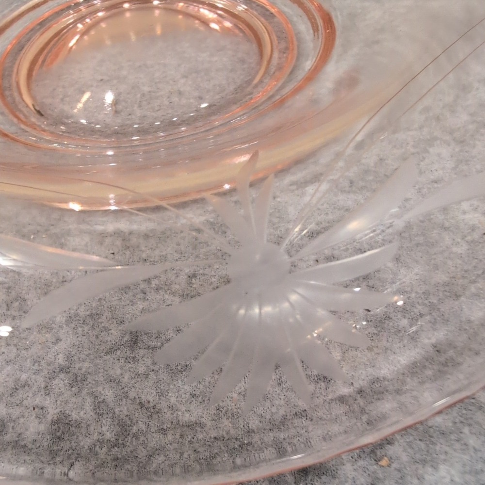 Vintage Pink Depression Glass Etched Floral Console Bowl Centerpiece Dish Rose - Picture 5 of 7